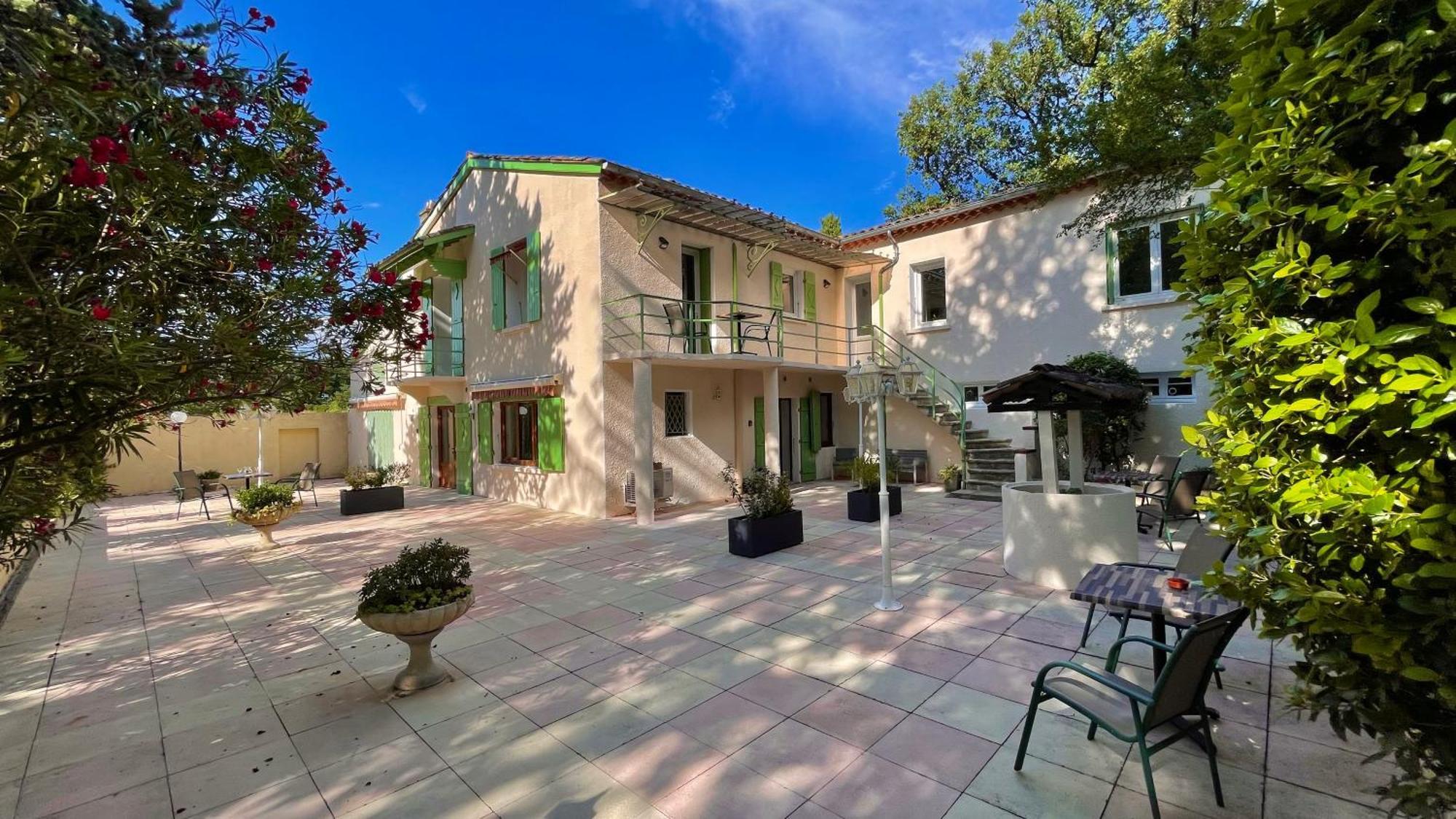 Pavillon De L'Etang Apartment Chateauneuf-du-Rhone Ngoại thất bức ảnh